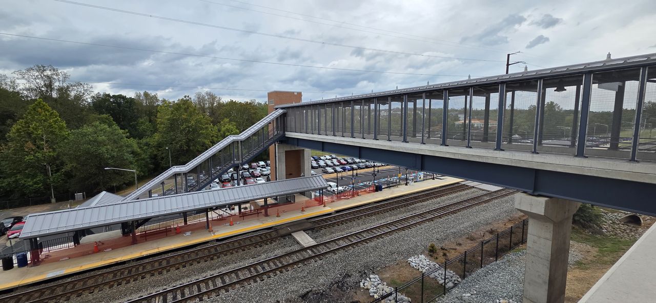 Virginia Railway Express Manassas Park — American Iron Works